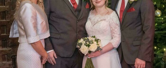 63 Times People Did Things So Messed Up, They Had To Be Shamed On This Wedding-Shaming Group (New Pics)