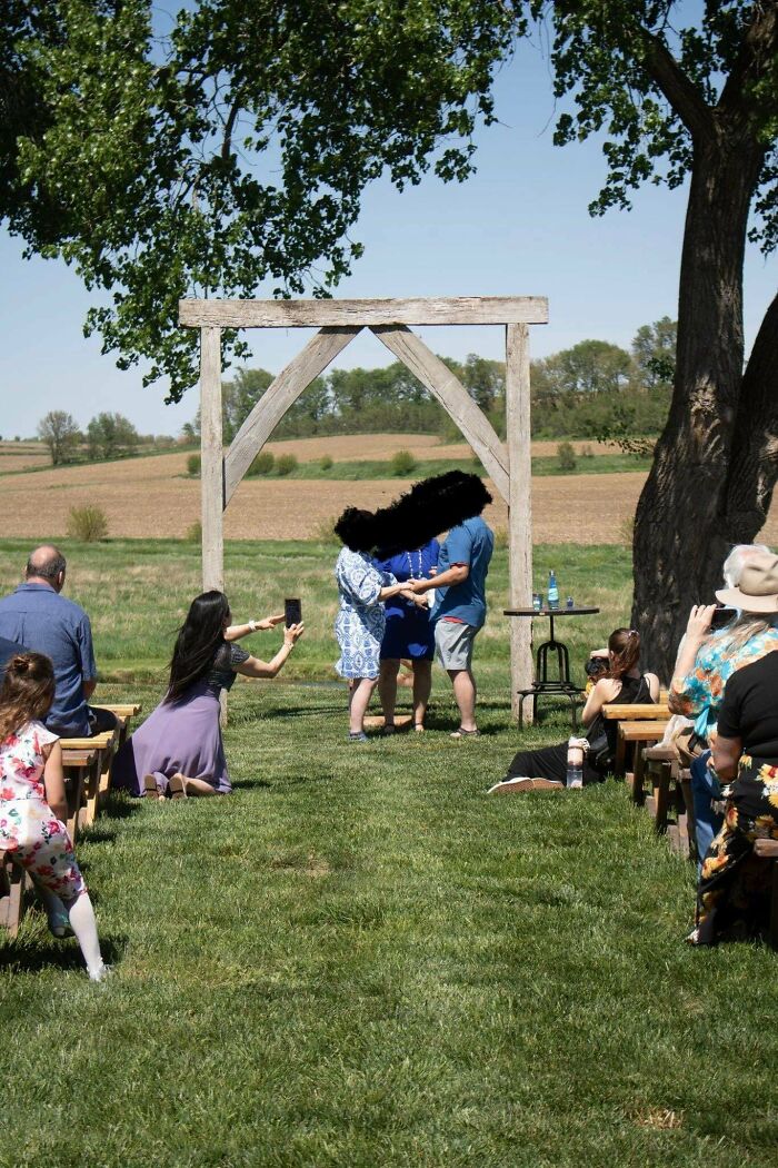 63 Times People Did Things So Messed Up, They Had To Be Shamed On This Wedding-Shaming Group (New Pics)