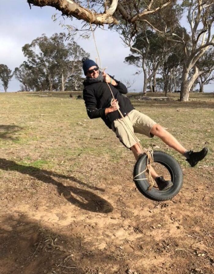 “The Moment The Rope Broke”: 73 Perfect Pictures Taken Split Seconds Before Disaster Struck