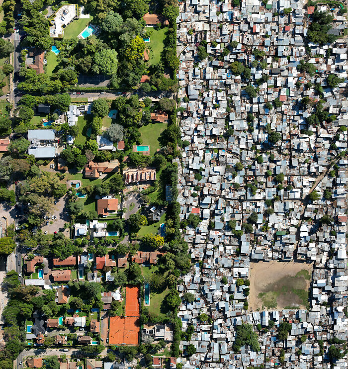 100 Pictures Of ‘Urban Hell’ Showing Everything That’s Wrong With Our Society (New Pics)