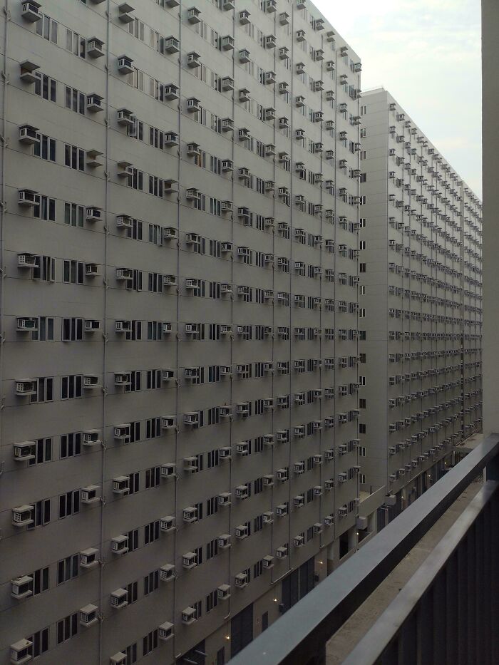 100 Pictures Of ‘Urban Hell’ Showing Everything That’s Wrong With Our Society (New Pics)