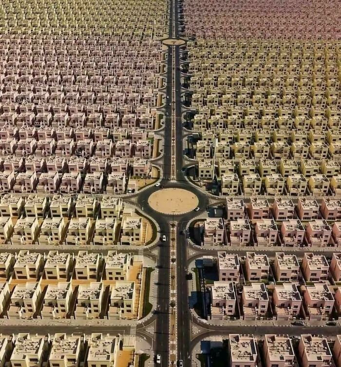 100 Pictures Of ‘Urban Hell’ Showing Everything That’s Wrong With Our Society (New Pics)