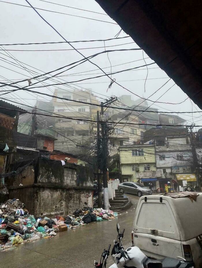 100 Pictures Of ‘Urban Hell’ Showing Everything That’s Wrong With Our Society (New Pics)