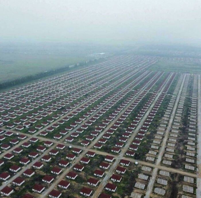 100 Pictures Of ‘Urban Hell’ Showing Everything That’s Wrong With Our Society (New Pics)
