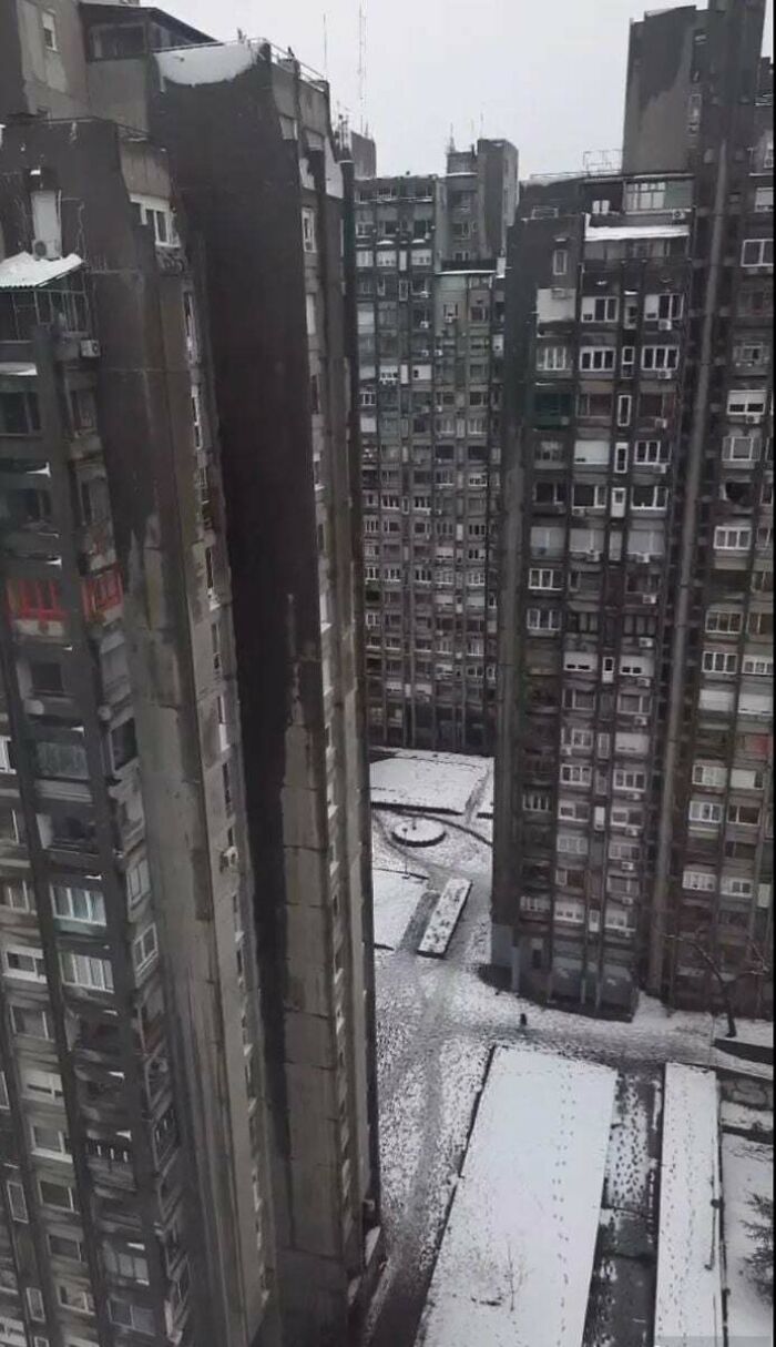 100 Pictures Of ‘Urban Hell’ Showing Everything That’s Wrong With Our Society (New Pics)
