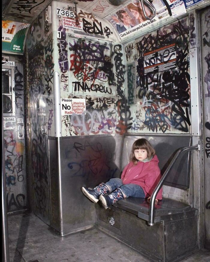 100 Pictures Of ‘Urban Hell’ Showing Everything That’s Wrong With Our Society (New Pics)