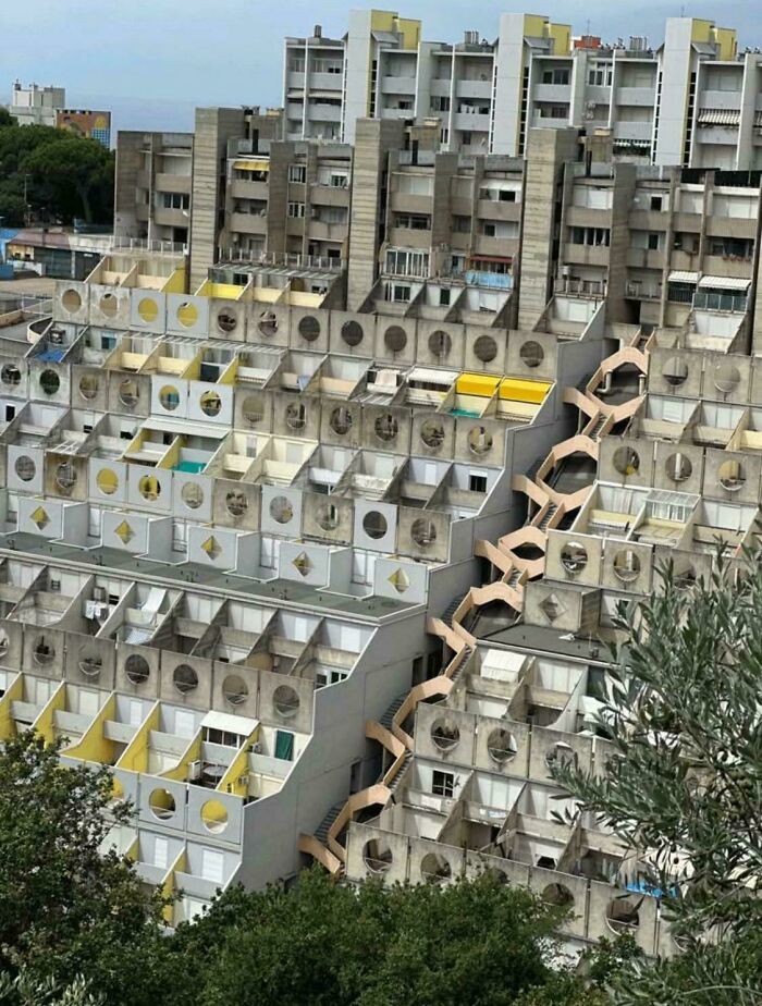 100 Pictures Of ‘Urban Hell’ Showing Everything That’s Wrong With Our Society (New Pics)