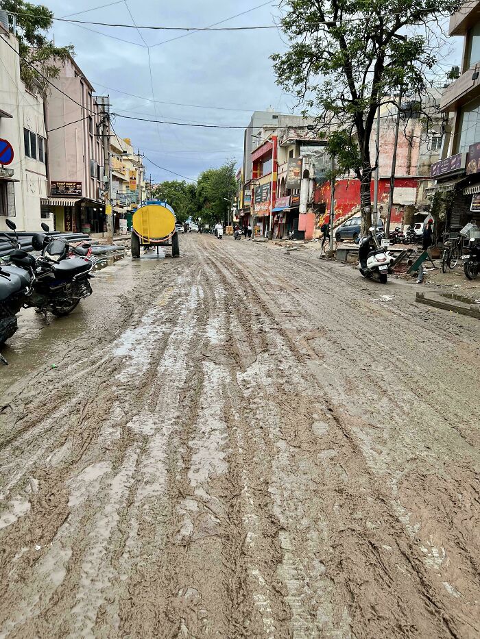 100 Pictures Of ‘Urban Hell’ Showing Everything That’s Wrong With Our Society (New Pics)