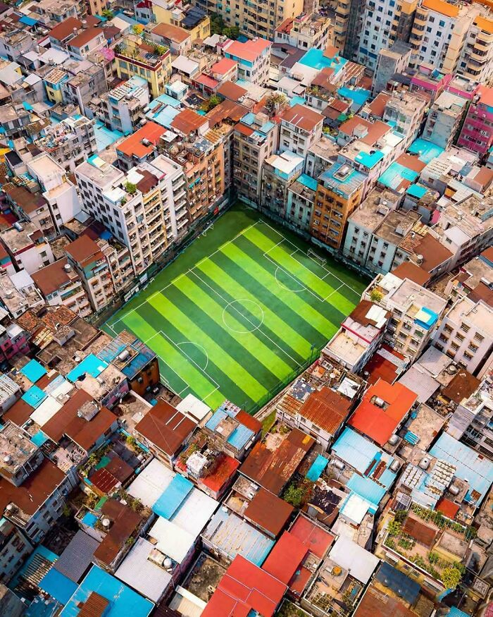 100 Pictures Of ‘Urban Hell’ Showing Everything That’s Wrong With Our Society (New Pics)