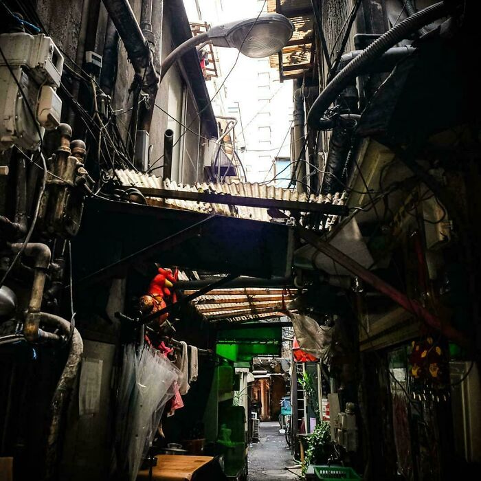 100 Pictures Of ‘Urban Hell’ Showing Everything That’s Wrong With Our Society (New Pics)
