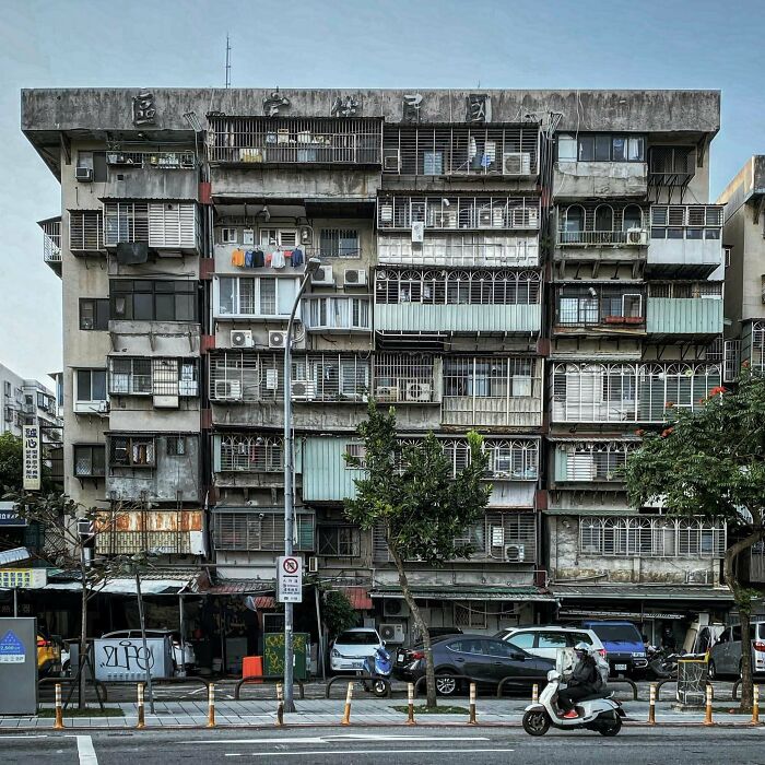 100 Pictures Of ‘Urban Hell’ Showing Everything That’s Wrong With Our Society (New Pics)