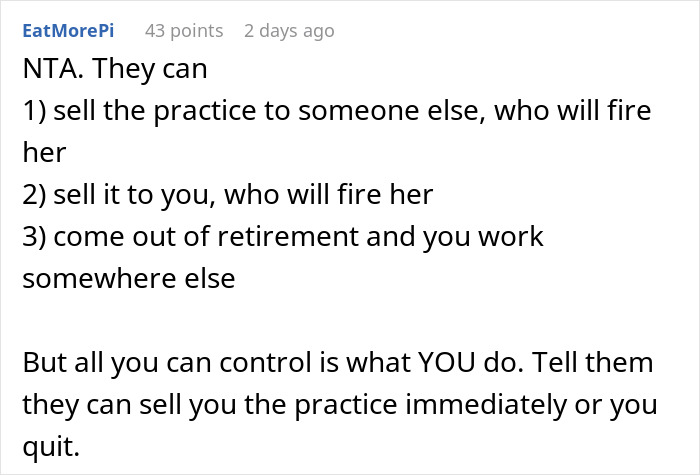 Doctor Refuses To Rehire Sister After She Cost The Practice $40,000, Parents Freak Out