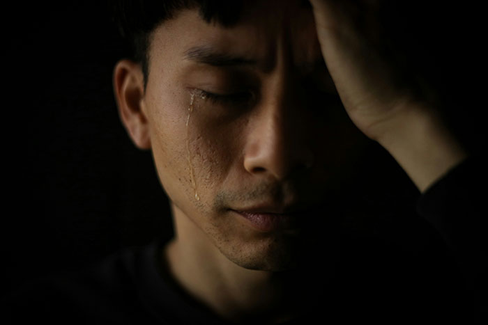 How To Ruin Your Entire Life: 59 Real And Sobering Stories Shared By People Online