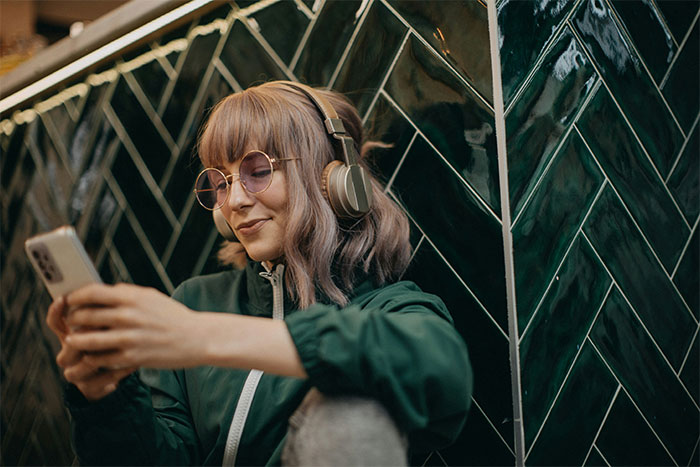“Credit Card Was Free Money”: 93 Times Young People Exposed How Out Of Touch They Are Without Even Trying