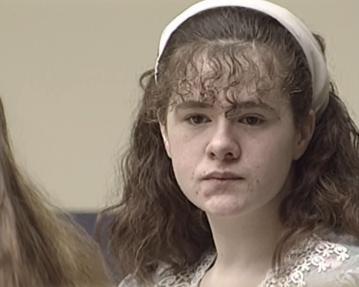 Woman Gets Date For Capital Punishment For Jealousy-Fueled Stabbing Classmate And Carving Pentagram Into Her