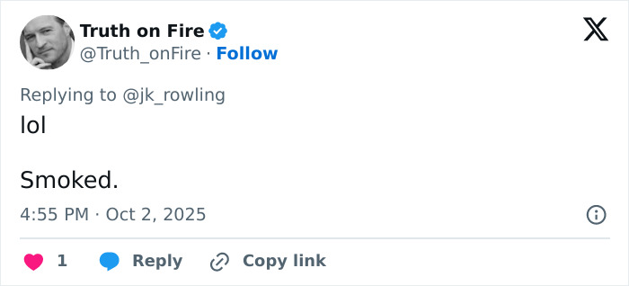 User Bets $100 That J.K. Rowling Is A &#8216;Closet Lesbian&#8217; And Her Response Has Hilarious Reactions