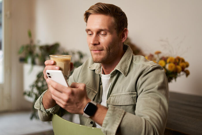 35 Childish Things That Cost Men Their Relationships, And They Were Totally Clueless About It
