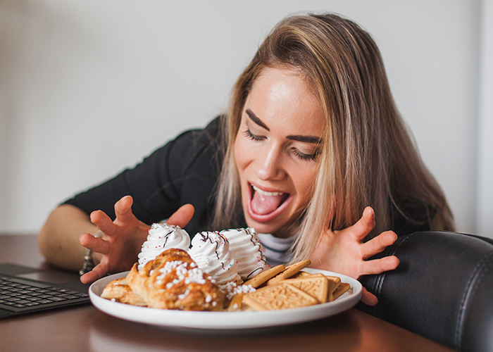Man Doesn’t Take Pregnant Wife’s Condition Seriously, Eats All Of Her Snacks Until She Blows Up