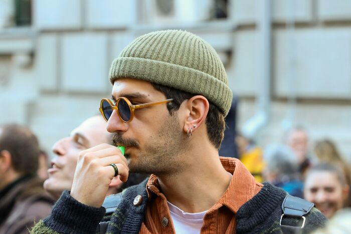 32 Sounds That People Just Can&#8217;t Stand For No Reason And Many Of Us Can Actually Relate