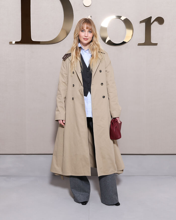 &#8220;Arrest Every Plastic Surgeon In LA&#8221;: Jennifer Lawrence Sparks Frenzy At Paris Fashion Week