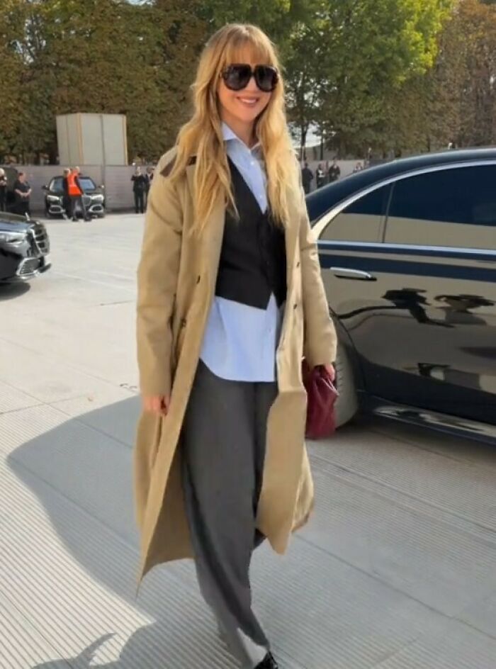 &#8220;Arrest Every Plastic Surgeon In LA&#8221;: Jennifer Lawrence Sparks Frenzy At Paris Fashion Week