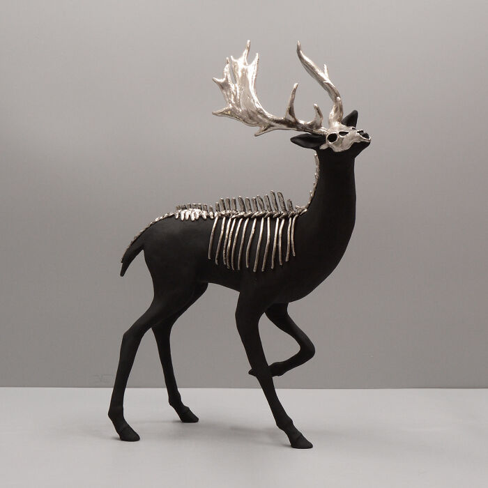This Artist Creates Porcelain Sculptures So Evocative They Feel Like Relics From Another World (35 Pics)