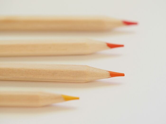 If You Can Pick The Odd-One-Out In These 26 Pictures, You Have A Detective Eye