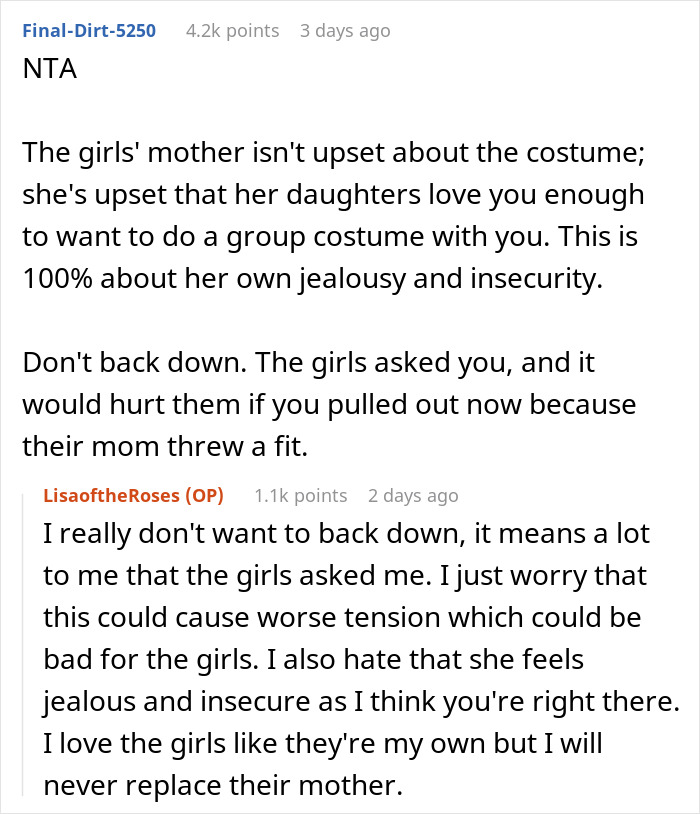Woman’s Halloween Costume With Stepkids Drives Their Mom Mad, Internet Suspects It’s Not About The Costume