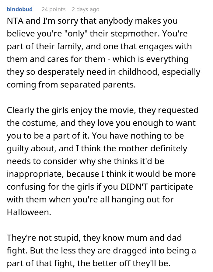 Woman’s Halloween Costume With Stepkids Drives Their Mom Mad, Internet Suspects It’s Not About The Costume