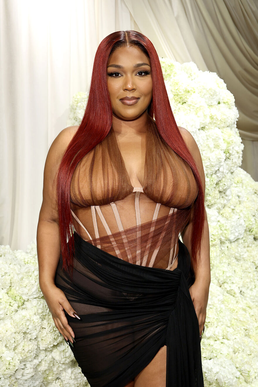 Lizzo’s Wellness Evolution As Seen In &#8220;Before And After&#8221; Photos