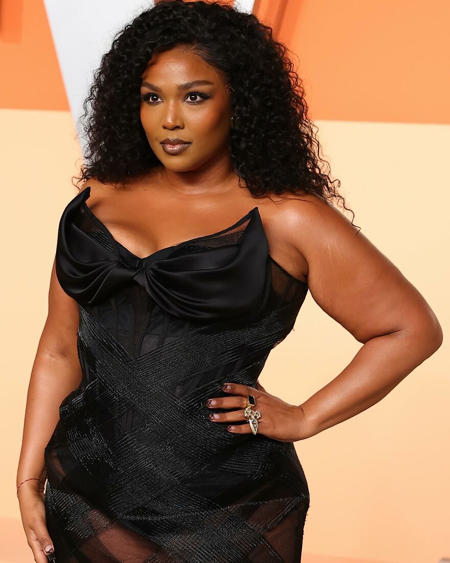 Lizzo’s Wellness Evolution As Seen In &#8220;Before And After&#8221; Photos
