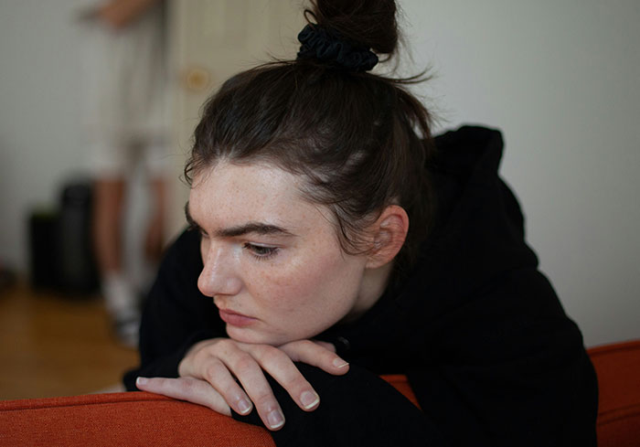 Woman Decides To Ruin 11-Year Friendship After Seeing What Her BFF Did On Girls’ Night