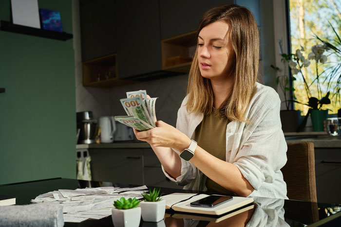 Man&#8217;s Preference For Expensive Hobby Over Future With Wife Irks Her, She Wonders If It&#8217;s Normal