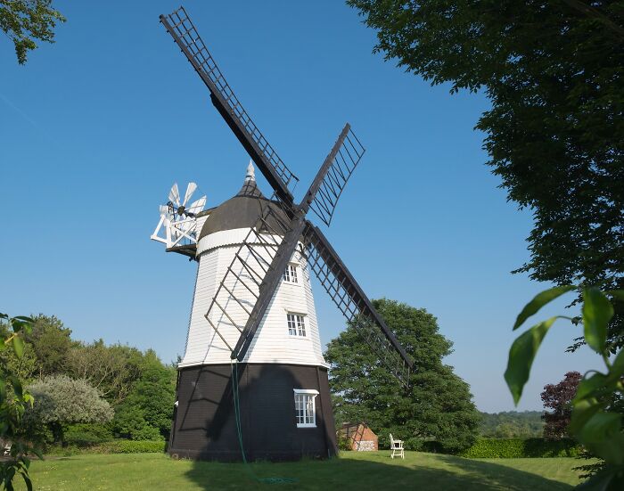 21 Iconic TV Houses You Probably Didn’t Know Actually Exist In Real Life