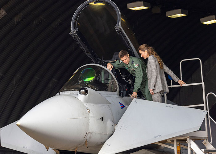 Kate Middleton’s RAF Visit Goes Viral After Serviceman’s Reaction Caught On Camera