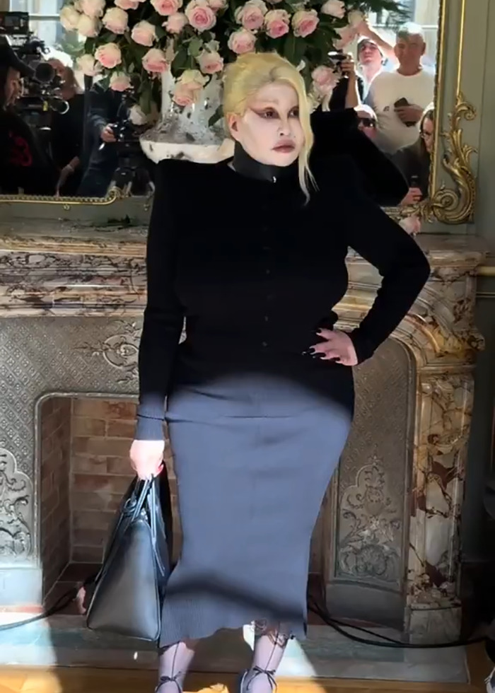 Paris Fashion Week Turns Into A Disaster After Runway Looks Spark Online Controversy