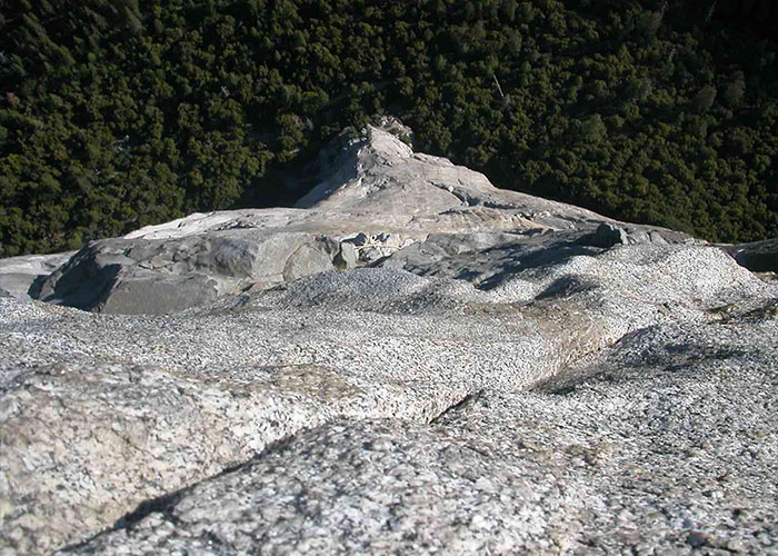 Viewers Horrified As Climbing Influencer Fatally Falls On Livestream From Yosemite’s El Capitan