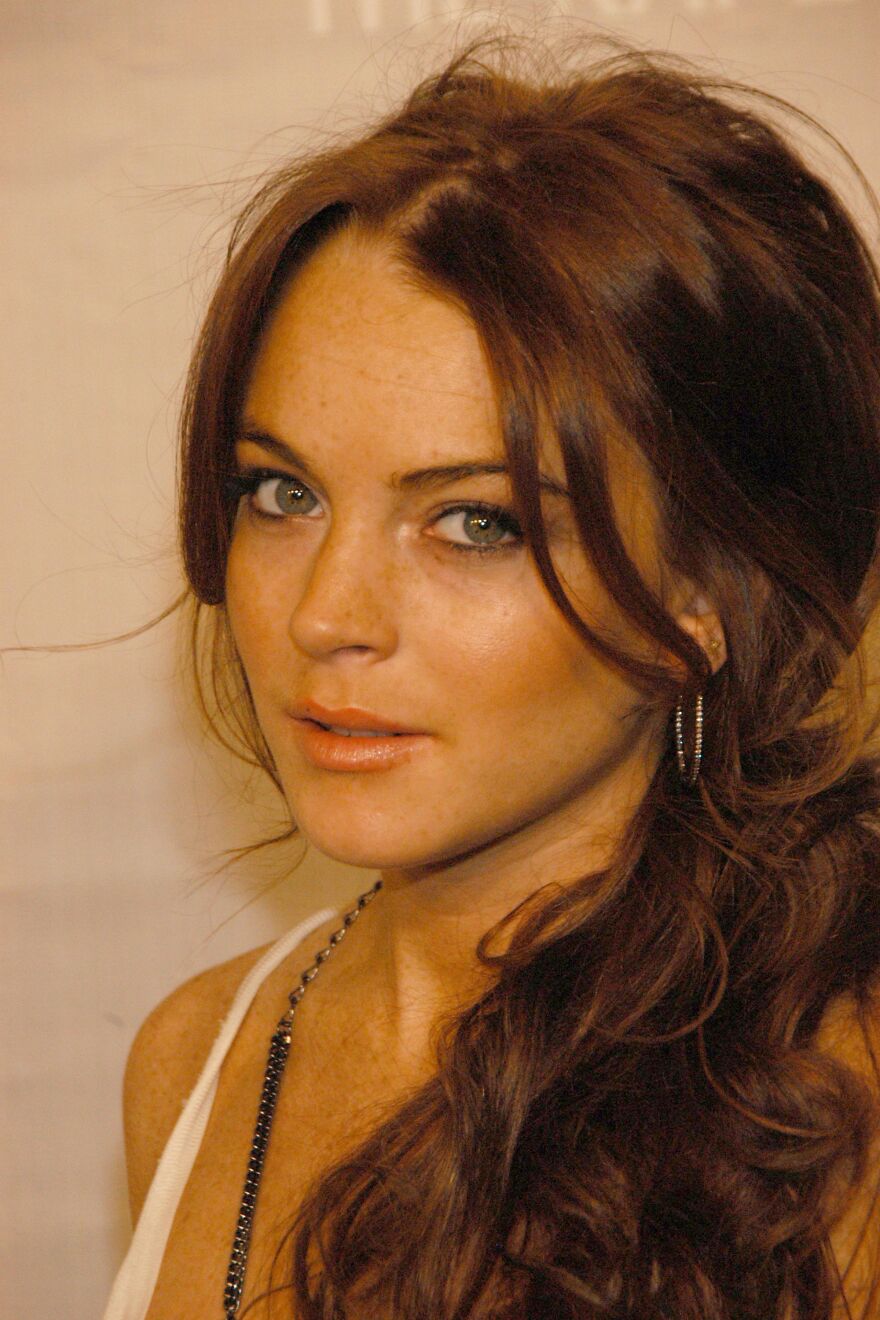 Lindsay Lohan “Before And After” Moments That Captured Every Stage Of Her Evolving Look