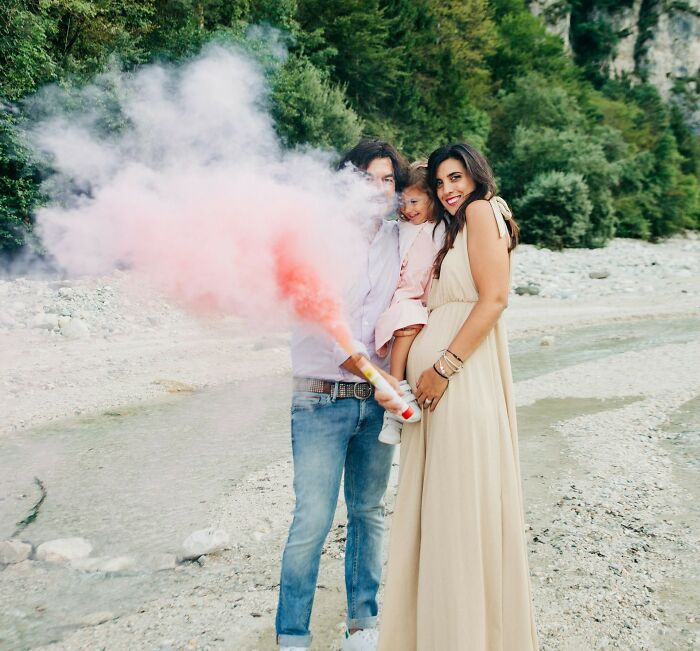 74 Times Wedding Guests Made The Bride And Groom Regret Even Knowing Them