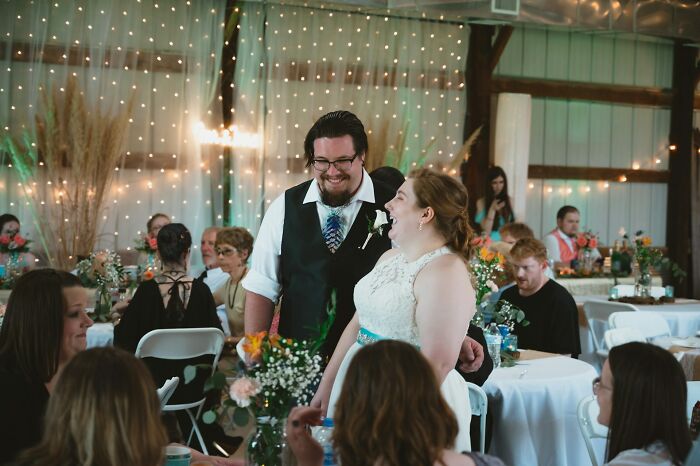 74 Times Wedding Guests Made The Bride And Groom Regret Even Knowing Them