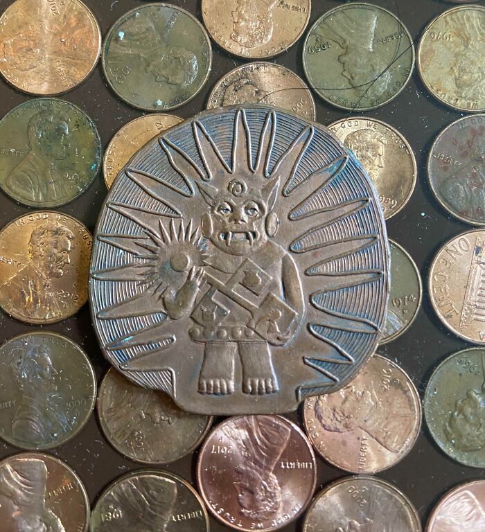 97 Times People Found Something Old But Had No Clue What They Were Looking At, And The Internet Had Their Back
