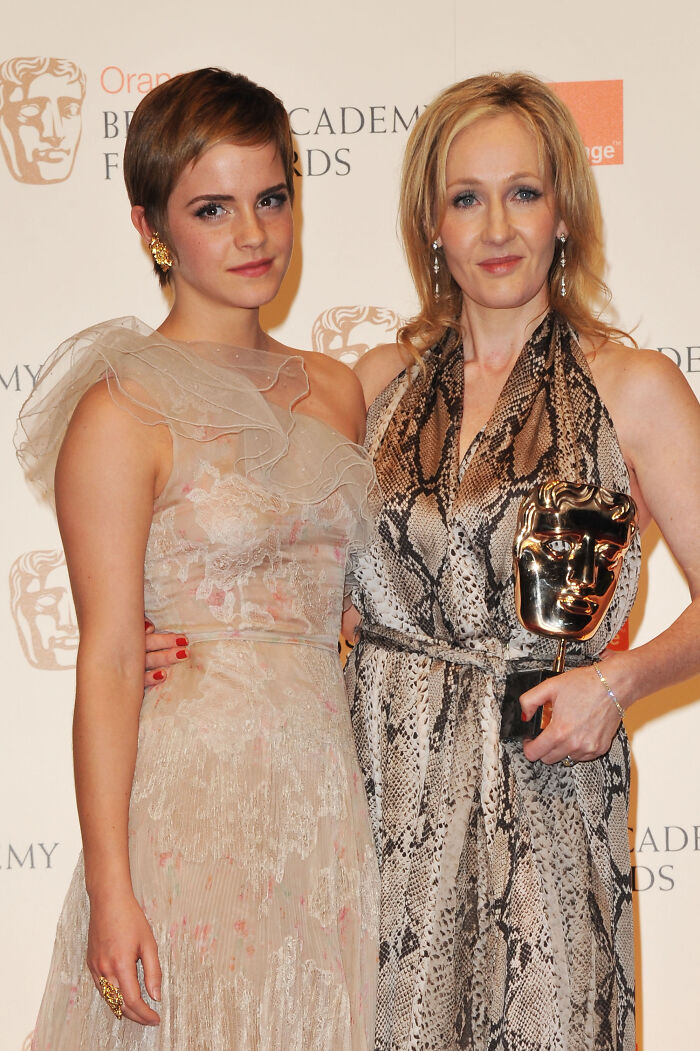 J.K. Rowling Brutally Mocked On SNL Over Trans Rights Following Emma Watson Drama