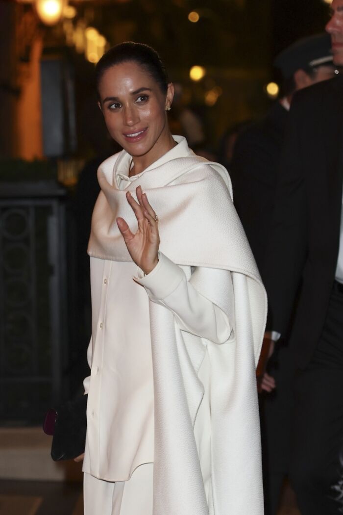&#8220;Did Kanye Design This?&#8221;: Meghan Markle’s PFW Look Has The Internet Crying With Memes