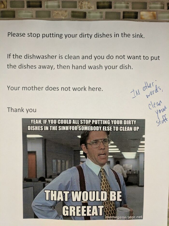 75 Passive-Aggressive Notes From Coworkers Who’ve Clearly Reached Their Breaking Point (New Pics)