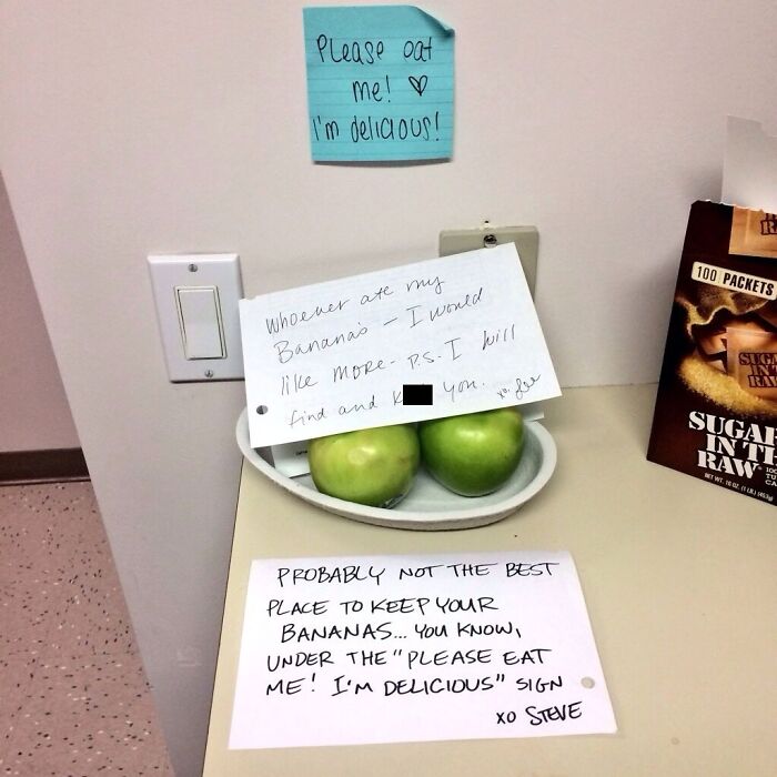 75 Passive-Aggressive Notes From Coworkers Who’ve Clearly Reached Their Breaking Point (New Pics)
