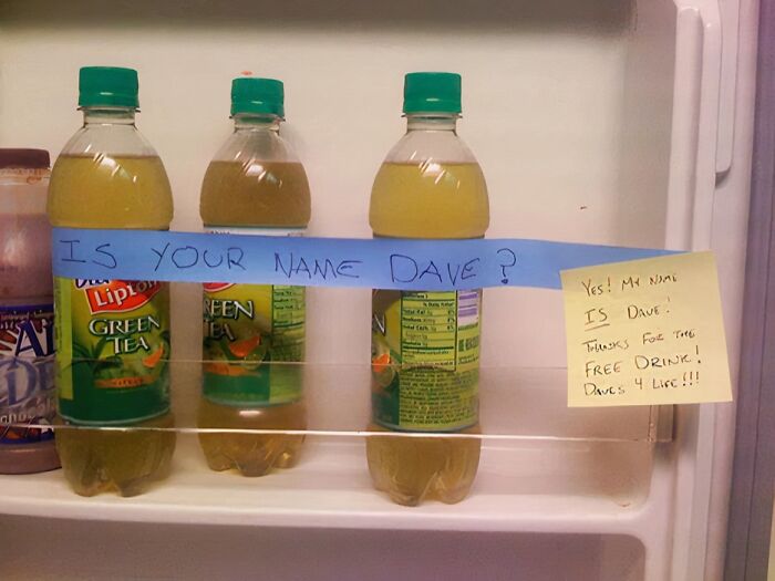 75 Passive-Aggressive Notes From Coworkers Who’ve Clearly Reached Their Breaking Point (New Pics)