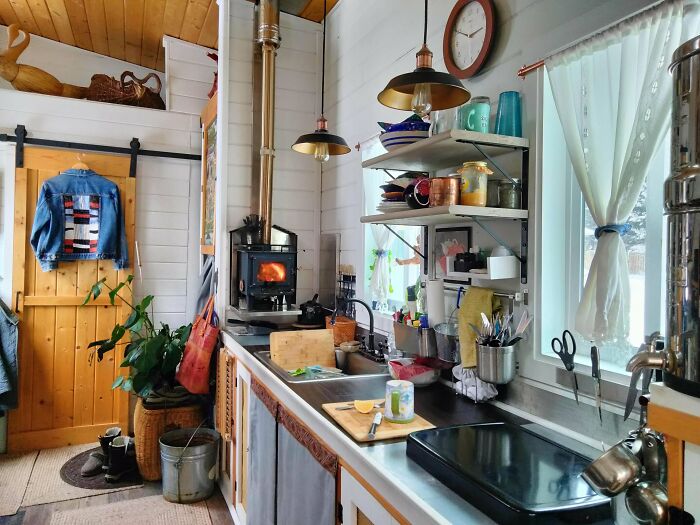 112 &#8220;Simple Living&#8221; Posts To Make You Appreciate Having Less