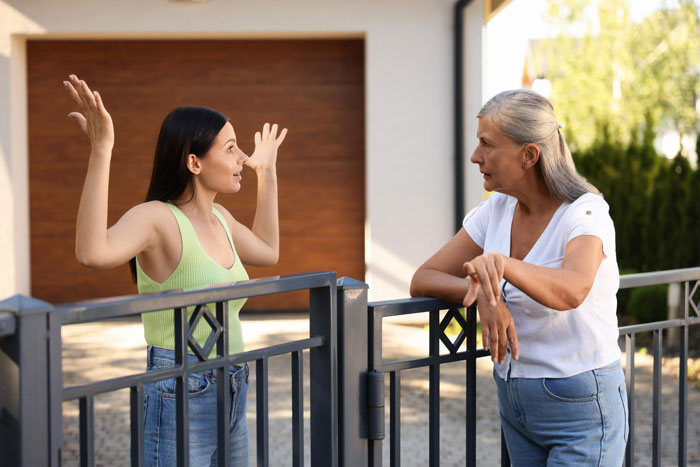 Neighbor Keeps Using Lady&#8217;s Property, She Has Had Enough, Blocks Their Water View