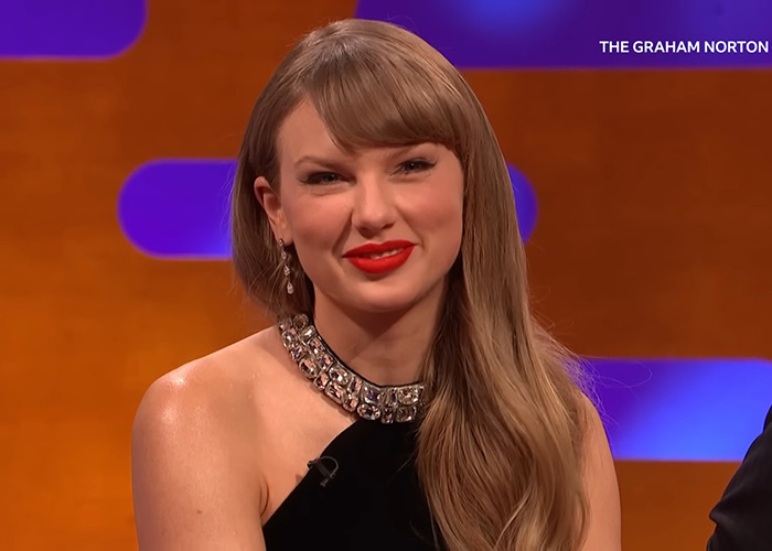 &#8220;Pause For Applause&#8221;: Taylor Swift&#8217;s &#8220;Cringe&#8221; Graham Norton Appearance Picked Apart By Fans