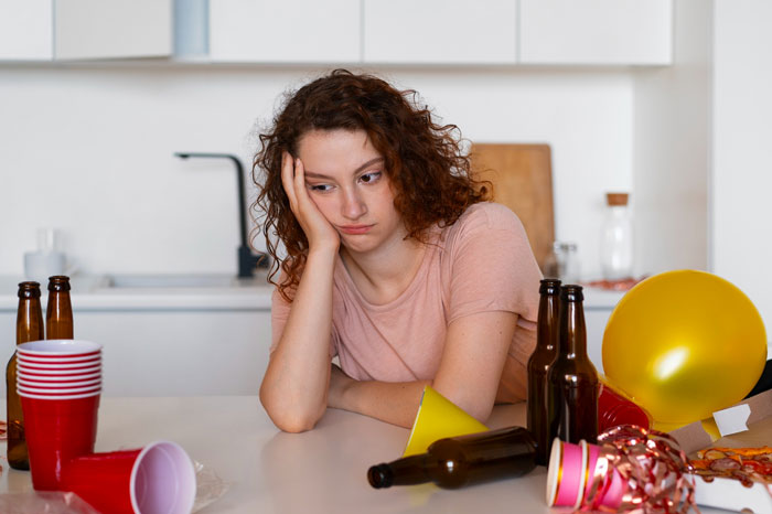 Golden Child Cousin Turns Teen’s Celebration Into Her Own Show, Teen Loses Patience And Snaps